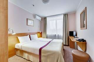 Гостиница Полюстрово Санкт-Петербург Эконом с одной кроватью или 2 раздельными-1