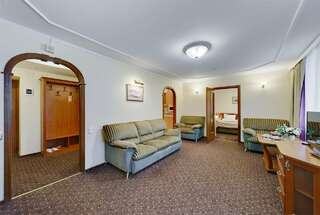 Гостиница Полюстрово Санкт-Петербург Люкс двухкомнатный-5